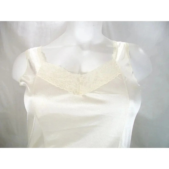 Heavenly Shapewear Style 9145X Satin Full Slip Size MEDIUM White NWT  New with T - Picture 2 of 5